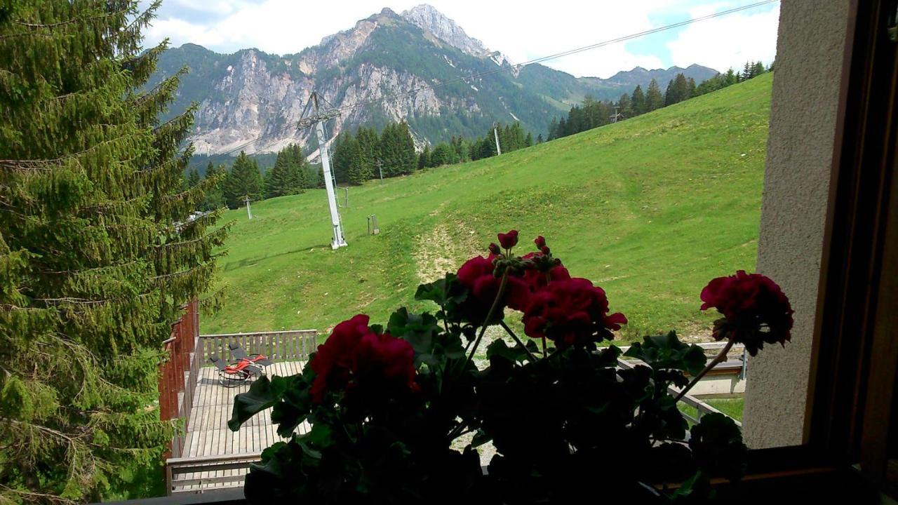 Apartments Susanne Und Jasmin - Haus Sonnleitn Sonnenalpe Nassfeld Bagian luar foto