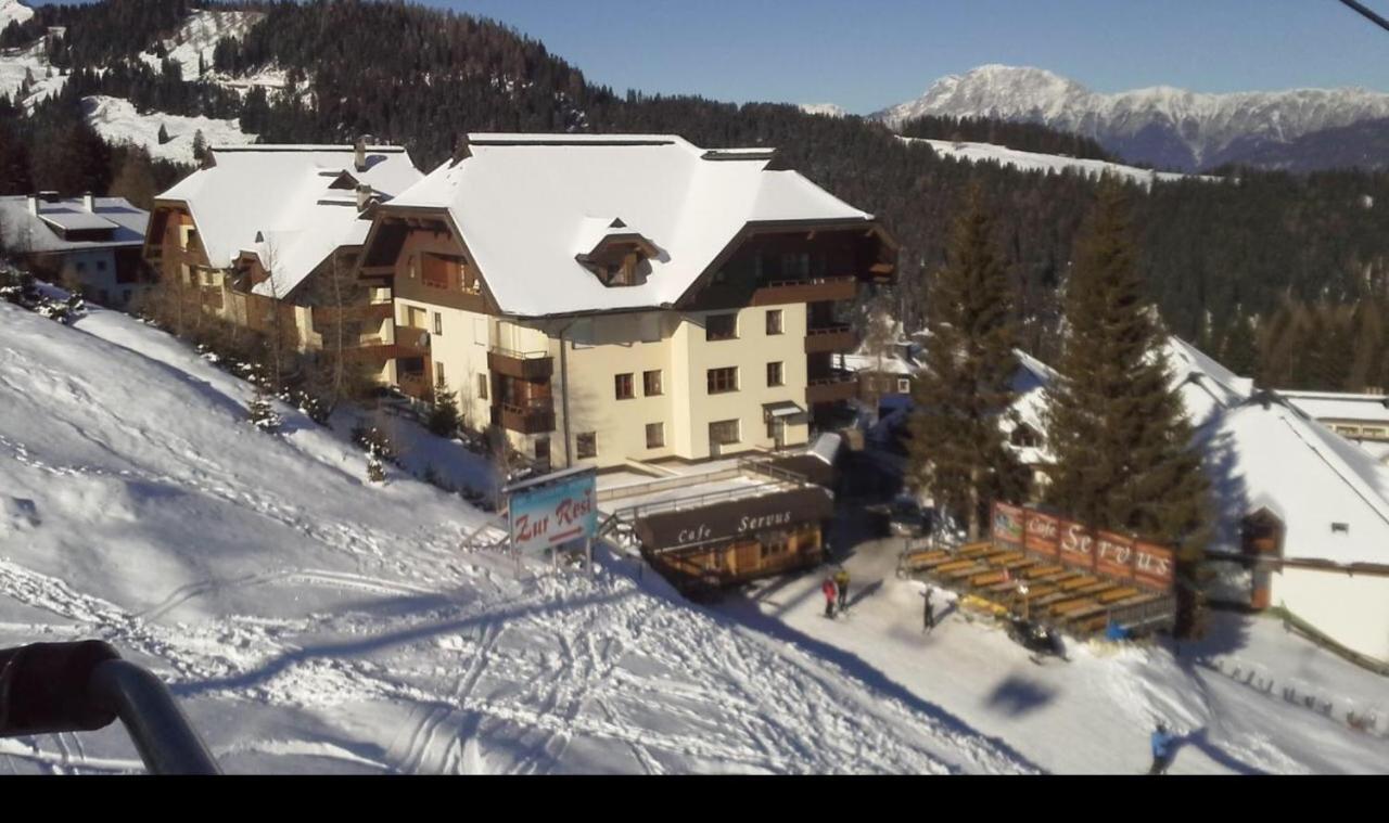 Apartments Susanne Und Jasmin - Haus Sonnleitn Sonnenalpe Nassfeld Bagian luar foto